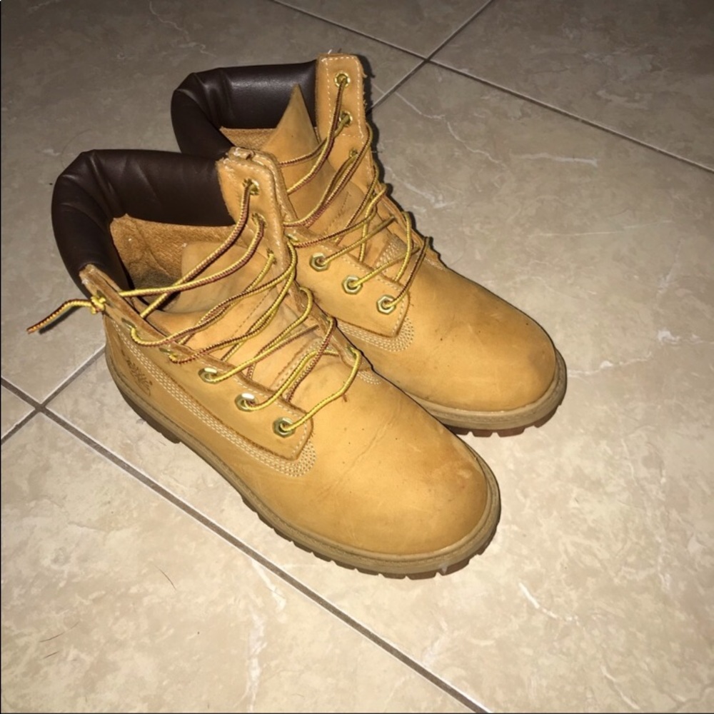 Authentic Timberland Boots (size 4)